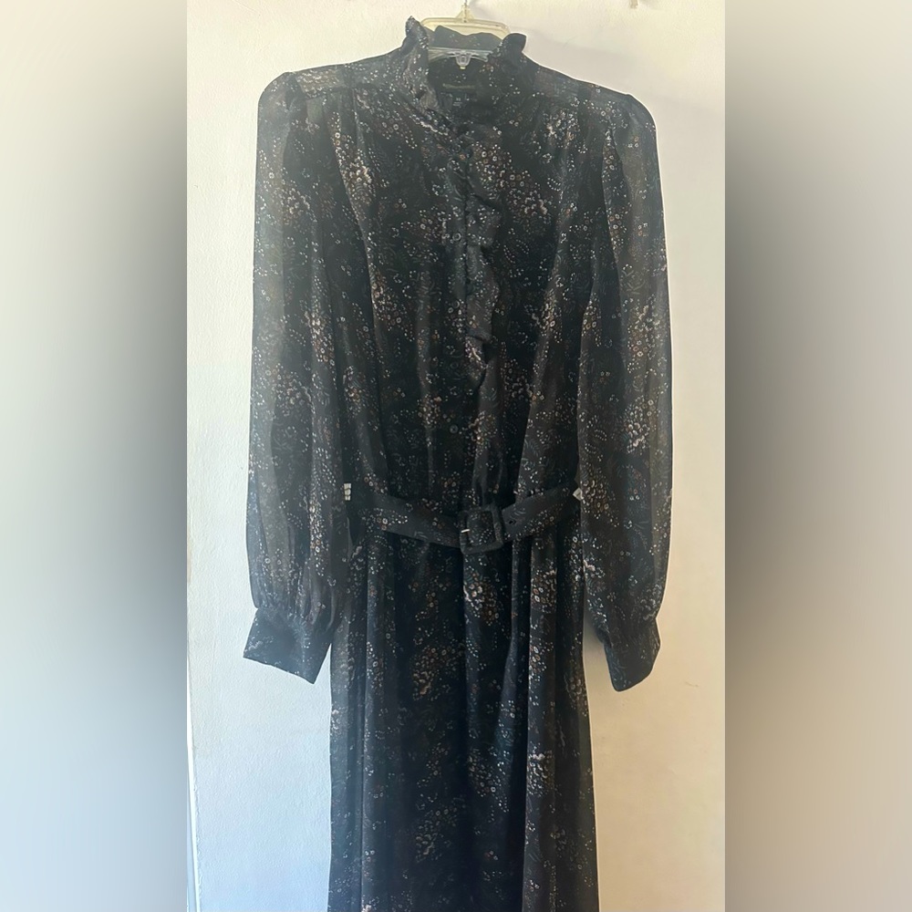Bannana Republic dress new w/ tags.